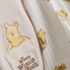 0-18 ay | Disney’in Winnie the Pooh sargılı üst ve şortlu yenidoğan takımı 0-18 ay | Disney’in Winnie the Pooh sargılı üst ve şortlu yenidoğan takımı