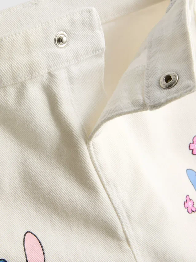 1,5-8 yaş | Disney’in Stitch kontrast desenli kot şort 1,5-8 yaş | Disney’in Stitch kontrast desenli kot şort