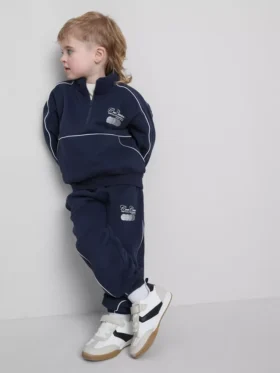 1,5-8 yaş | huni yakalı sweatshirt ve eşofman altları takımı 1,5-8 yaş | huni yakalı sweatshirt ve eşofman altları takımı
