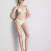 3D çiçek desenli üçgen bikini üstü 3D çiçek desenli üçgen bikini üstü