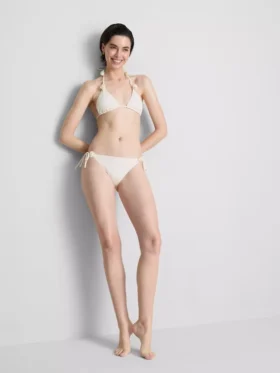 3D çiçek desenli üçgen bikini üstü