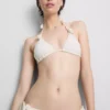 3D çiçek desenli üçgen bikini üstü 3D çiçek desenli üçgen bikini üstü