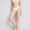 3D çiçek desenli, yanları bağlamalı bikini altları 3D çiçek desenli, yanları bağlamalı bikini altları