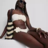 3D çiçekli bandeau bikini üstü 3D çiçekli bandeau bikini üstü