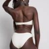 3D çiçekli bandeau bikini üstü 3D çiçekli bandeau bikini üstü