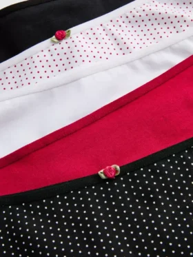 5’li paket pamuk ağırlıklı desenli Brezilya külotu 5’li paket pamuk ağırlıklı desenli Brezilya külotu