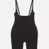 Açık göğüslü, uyluk ortasına kadar uzanan Korseyi ve Toparlayıcı İç Giyim bodysuit Açık göğüslü, uyluk ortasına kadar uzanan Korseyi ve Toparlayıcı İç Giyim bodysuit