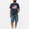Amerikan bayraklı kısa kollu şort