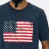 Amerikan bayraklı kısa kollu şort