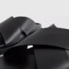 Çapraz kayışlı sandaletler