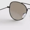Aviator tarzı güneş gözlüğü