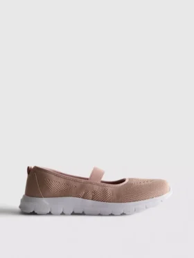 Ayakkabı giyilmeden giyilebilen balerin sneakerlar