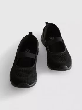 Ayakkabı giyilmeden giyilebilen balerin sneakerlar