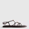 Boncuklu bantlı sandaletler