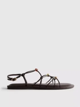 Boncuklu bantlı sandaletler