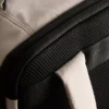 Büyük seyahat sırt çantası Büyük seyahat sırt çantası