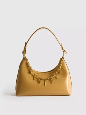 Charm detaylı omuz çantası