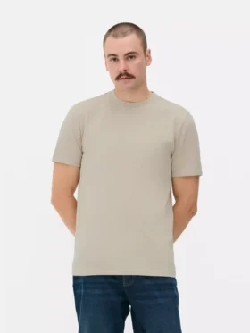 Dar kesim esnek tişört Dar kesim esnek tişört