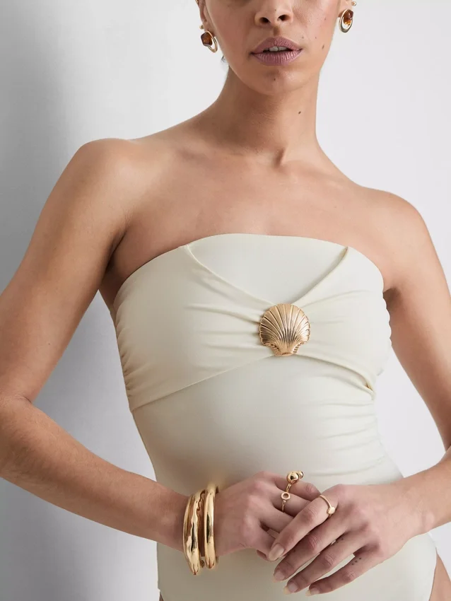 Deniz kabuğu detaylı bandeau mayo Deniz kabuğu detaylı bandeau mayo