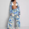 Desenli geniş paça plaj pantolonu Desenli geniş paça plaj pantolonu