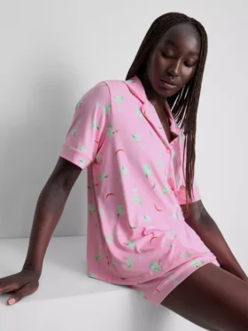 Desenli kısa erkek tarzı pijama Desenli kısa erkek tarzı pijama