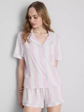 Desenli kısa erkek tarzı pijama Desenli kısa erkek tarzı pijama