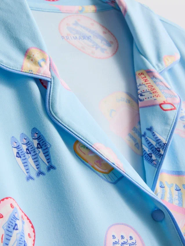 Desenli kısa erkek tarzı pijama Desenli kısa erkek tarzı pijama