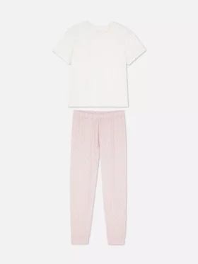 Desenli kısa kollu pijama takımı Desenli kısa kollu pijama takımı
