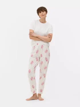 Desenli kısa kollu pijama takımı Desenli kısa kollu pijama takımı
