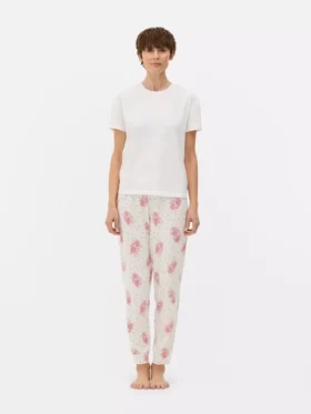 Desenli kısa kollu pijama takımı Desenli kısa kollu pijama takımı