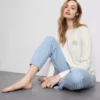Desenli pamuklu bisiklet yaka pijama takımı Desenli pamuklu bisiklet yaka pijama takımı