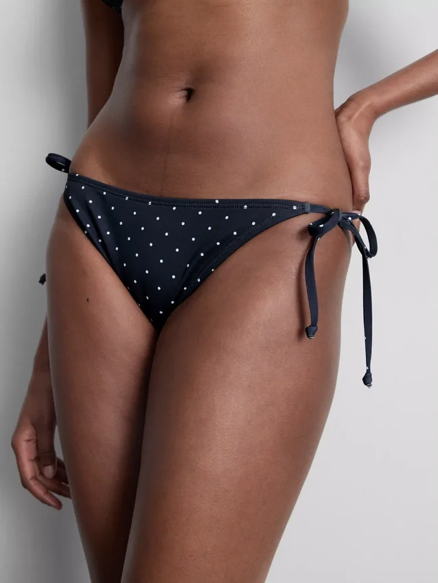 Desenli, yandan bağlamalı bikini altları Desenli, yandan bağlamalı bikini altları