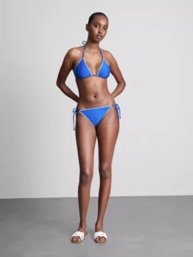 Dikiş detaylı üçgen bikini üstü
