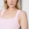 Dikişsiz kare yakalı bodysuit Dikişsiz kare yakalı bodysuit
