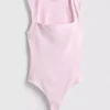 Dikişsiz kare yakalı bodysuit Dikişsiz kare yakalı bodysuit