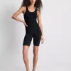 Dikişsiz korseyi ve toparlayıcı iç giyim bodysuit