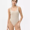 Dikişsiz nervürlü bodysuit Dikişsiz nervürlü bodysuit