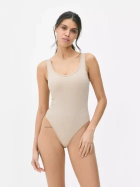 Dikişsiz nervürlü bodysuit