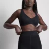 Dikişsiz, vücudu düzleştiren bralette Dikişsiz, vücudu düzleştiren bralette