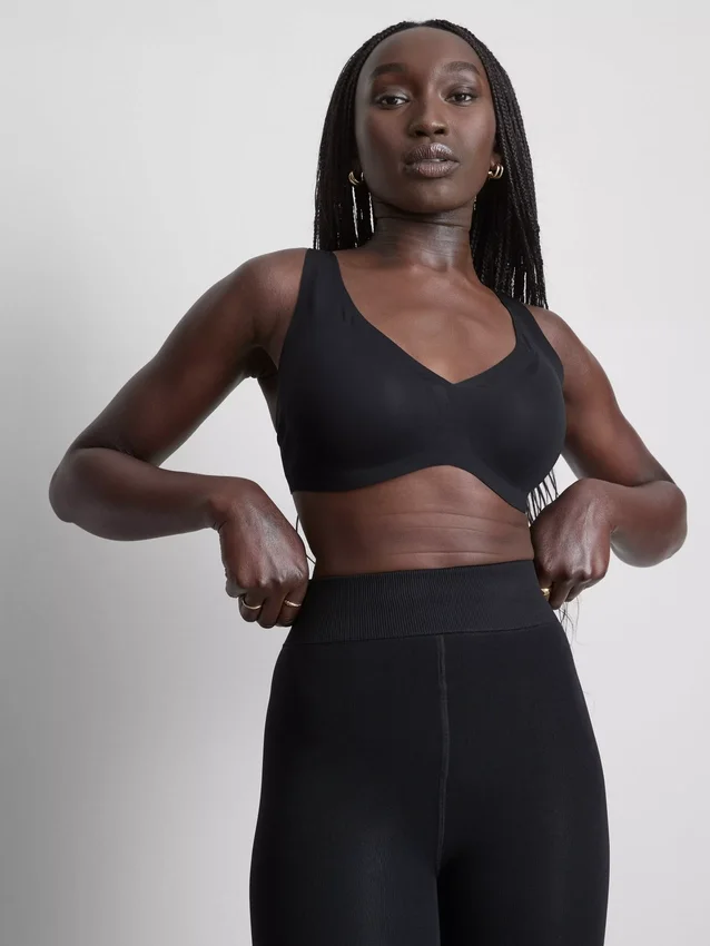 Dikişsiz, vücudu düzleştiren bralette Dikişsiz, vücudu düzleştiren bralette