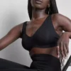 Dikişsiz, vücudu düzleştiren bralette Dikişsiz, vücudu düzleştiren bralette