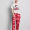 Disney’in Minnie Mouse pamuklu desenli pijamaları Disney’in Minnie Mouse pamuklu desenli pijamaları