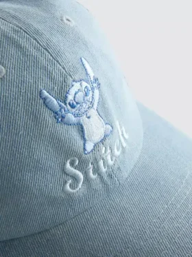 Disney’in Stitch beyzbol şapkası