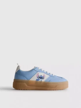 Disney’in Stitch karakterli, kalın tabanlı Sneakerlar