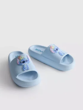 Disney’in Stitch terlikleri