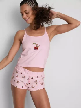 Disney’in Winnie the Pooh Roo cami shorty pijamaları