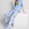 Disney Pixar’ın Up pamuklu desenli pijamaları Disney Pixar’ın Up pamuklu desenli pijamaları