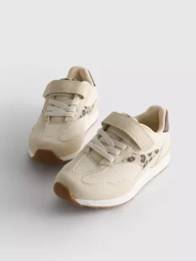 Düşük bilekli Sneakerlar
