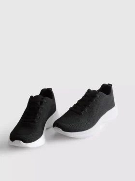Düşük bilekli spor sneakerlar