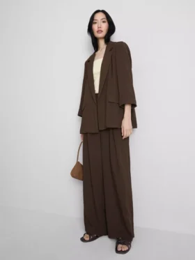 Dokulu çentikli yakalı blazer